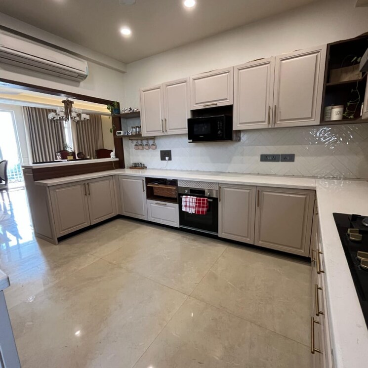 Kitchen, central-park-resorts 3.5 Bedroom 2838 Sq.Ft. Apartment In Islampur Gurgaon 9729476