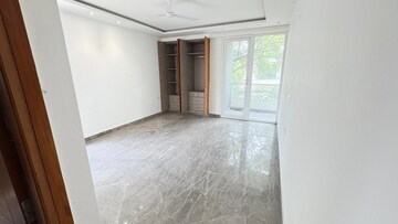 Room in 4 BHK Builder Floor at Soami Nagar – for Sale