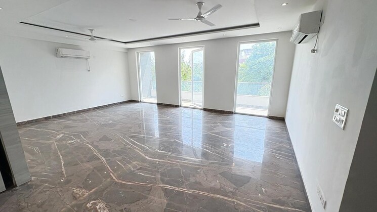 Cover Image, soami nagar 4 Bedroom 450 Sq.Yd. Builder Floor In Soami Nagar Delhi 9729512