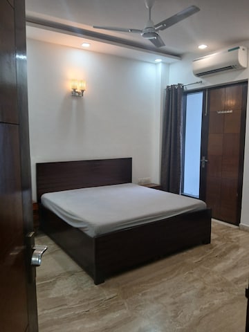 Furnished Amenities in 3 BHK Builder Floor at Uppal Southend, Sector 49 – for Rent