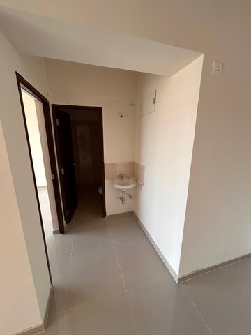 Room in 2 BHK Apartment at Bavdhan – for Sale