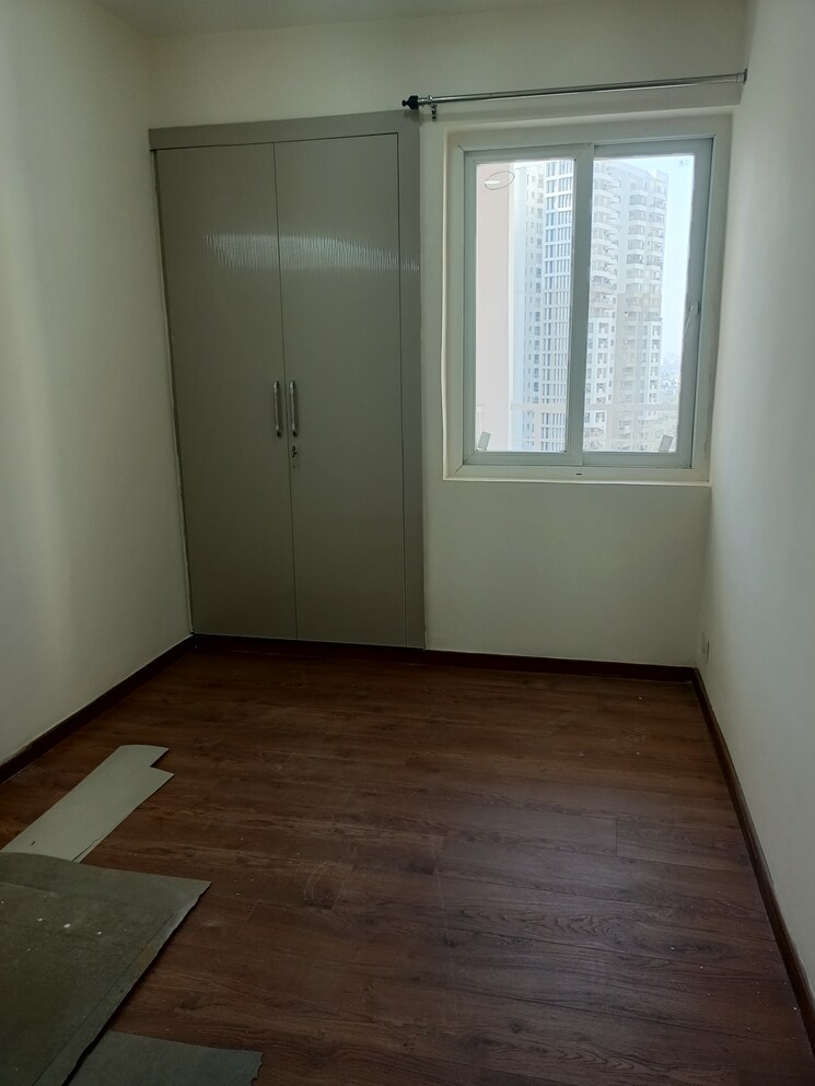 Room, lotus-panache 2.5 Bedroom 1437 Sq.Ft. Apartment In Sector 110 Noida 9729535