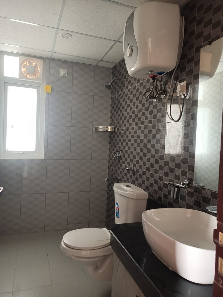 Bathroom, lotus-panache 2.5 Bedroom 1437 Sq.Ft. Apartment In Sector 110 Noida 9729535