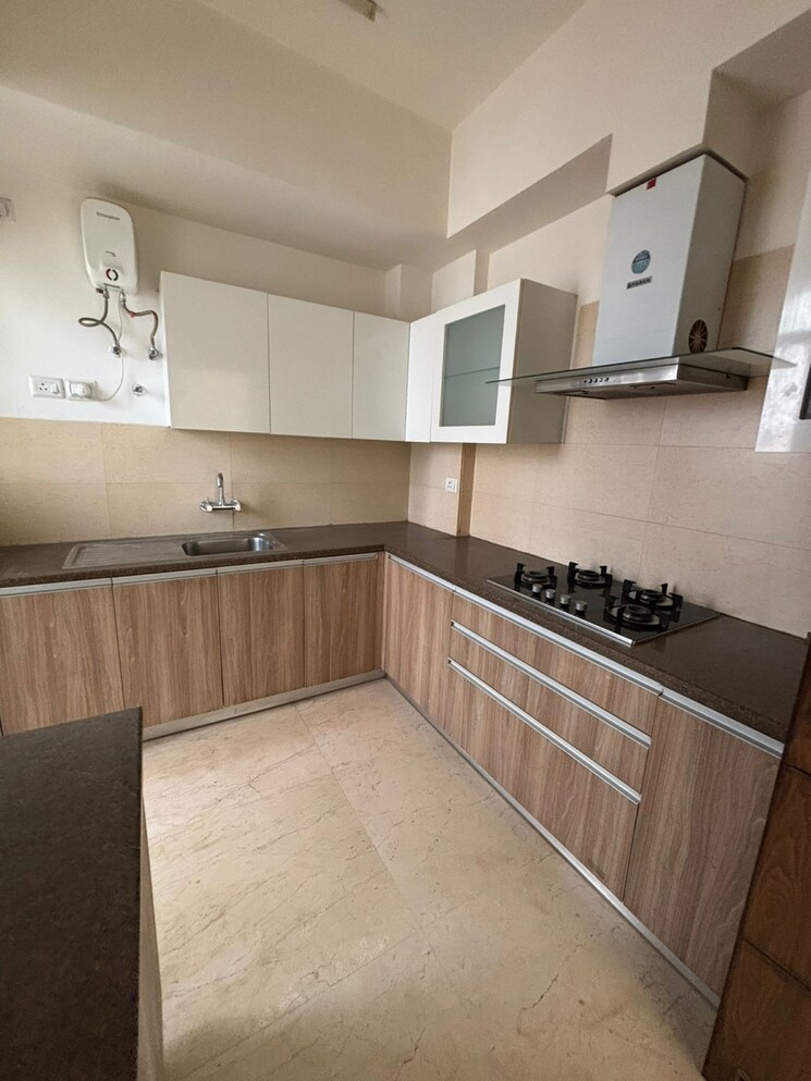 Kitchen, puri-emerald-bay 2 Bedroom 1550 Sq.Ft. Apartment In Dhanwapur Gurgaon 9729583