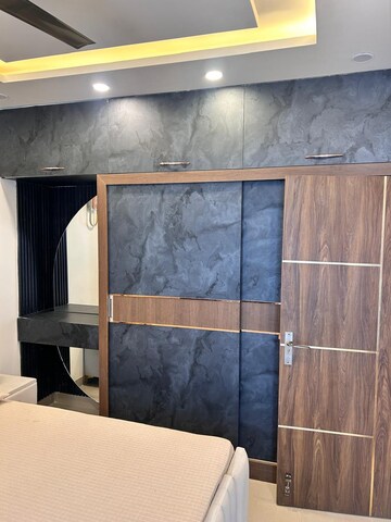 Furnished Amenities in 2 BHK Apartment at Suncity Avenue 76, Sector 76 – for Rent