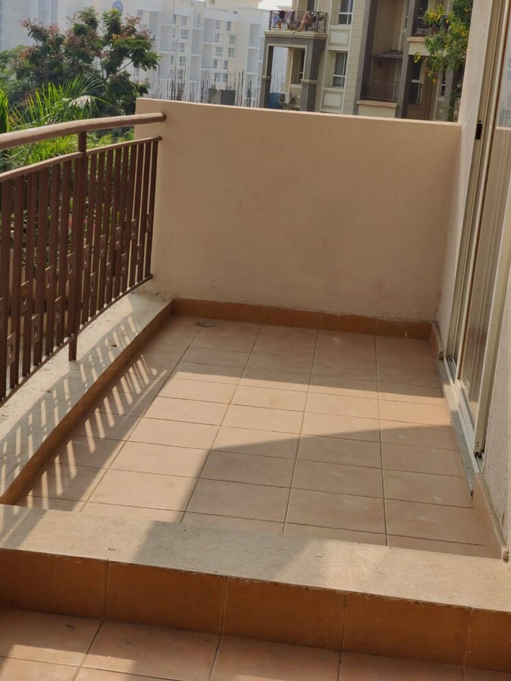 Balcony, navkar-avenue-bavdhan 4 Bedroom 2215 Sq.Ft. Apartment In Bavdhan Pune 9729613