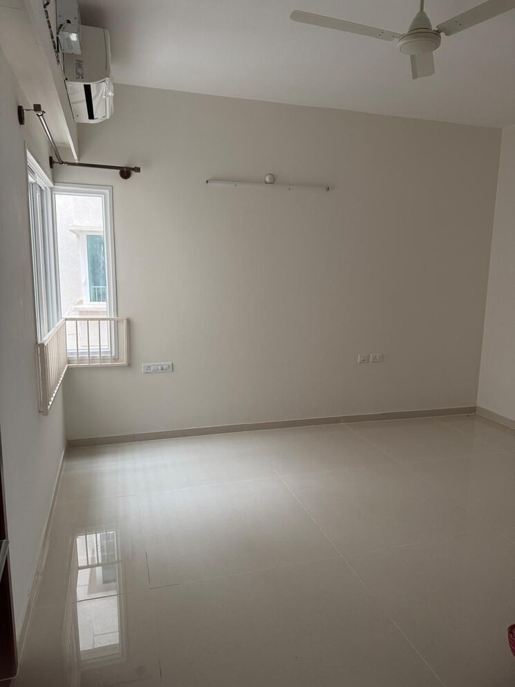 Room, l-t-raintree-boulevard 4 Bedroom 2500 Sq.Ft. Apartment In Hebbal Bangalore 9729629