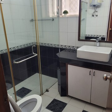 Team Area in 4 BHK Builder Floor at Vasant Vihar – for Rent
