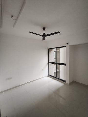 Room in 1 BHK Apartment at Lodha Lakeshore Greens, Dombivli East – for Rent