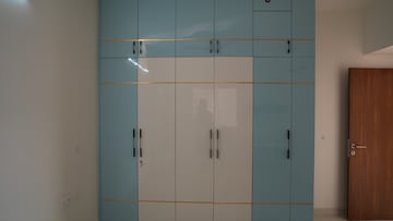 Bathroom in 3 BHK Apartment at Prestige Beverly Hills, Kokapet – for Rent