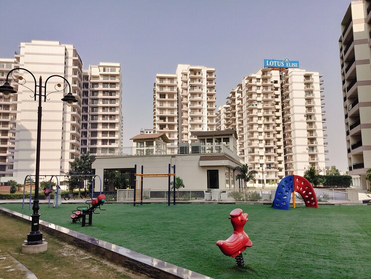 Exterior View, pareena-express-heights 3 Bedroom 1770 Sq.Ft. Apartment In Sector 99 Gurgaon 9729733