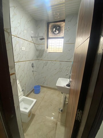 2 BHK Builder Floor For Rent in Green Fields Colony