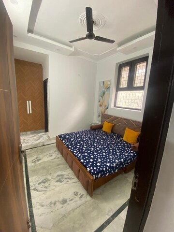 Bedroom in 2 BHK Builder Floor at Green Fields Colony – for Rent
