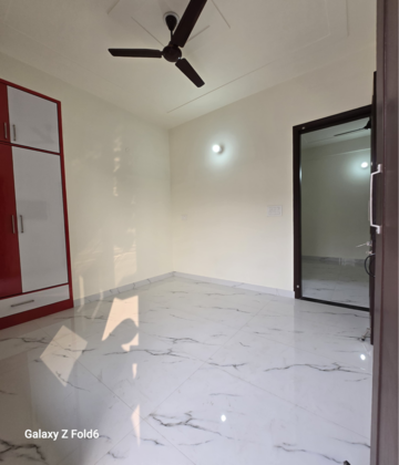 Room in 1 BHK Builder Floor at Chattarpur – for Rent