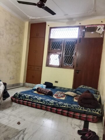 Bedroom in 2 BHK Builder Floor at Saket – for Rent