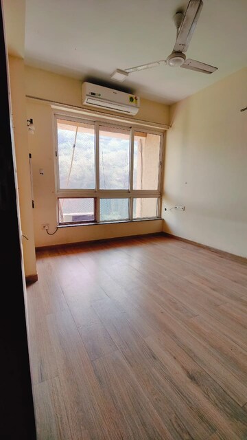 Room in 3 BHK Apartment at Hiranandani Gardens Octavius, Powai – for Sale