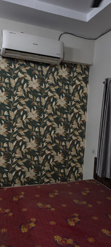 Parking in 3 BHK Independent House at Pachpedi Naka – for Rent