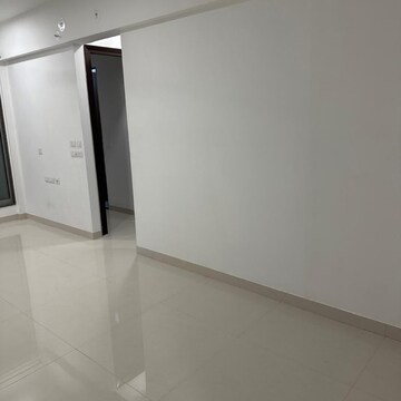 Room in 2 BHK Apartment at Sunteck City Avenue 4, Goregaon West – for Rent