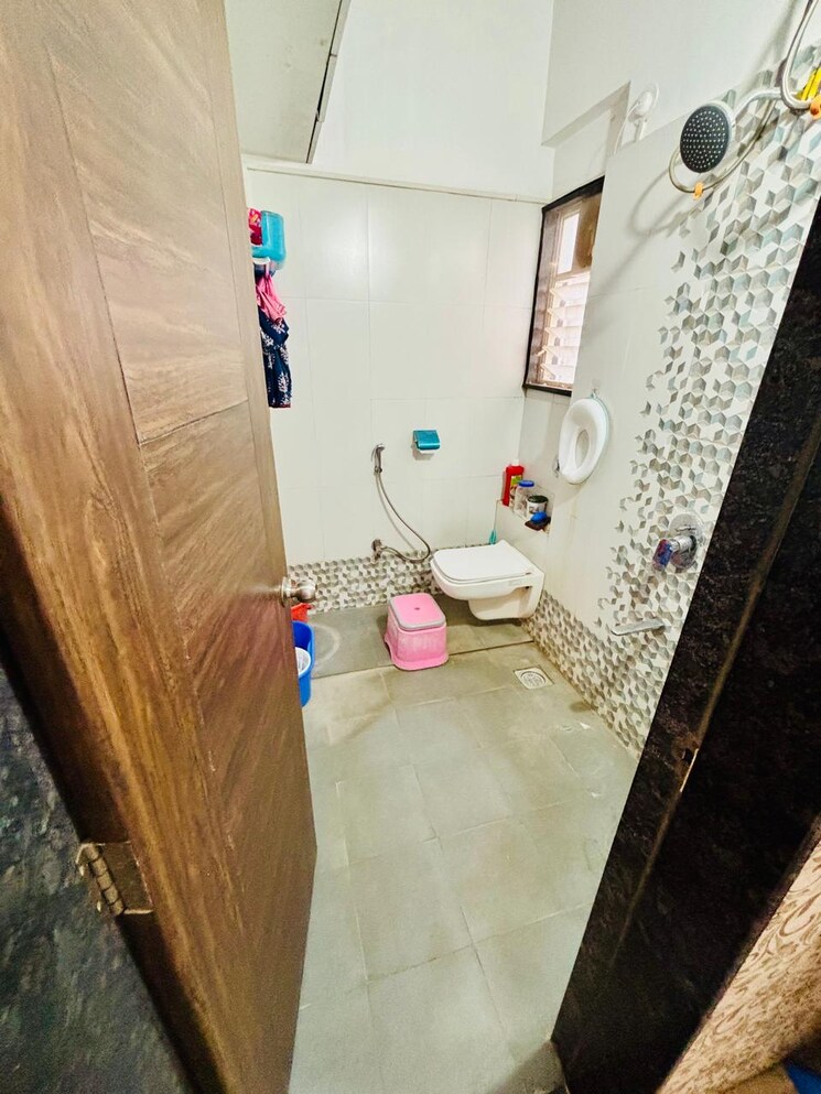 Bathroom, dream-delmont 3 Bedroom 1894 Sq.Ft. Apartment In Bavdhan Pune 9729818