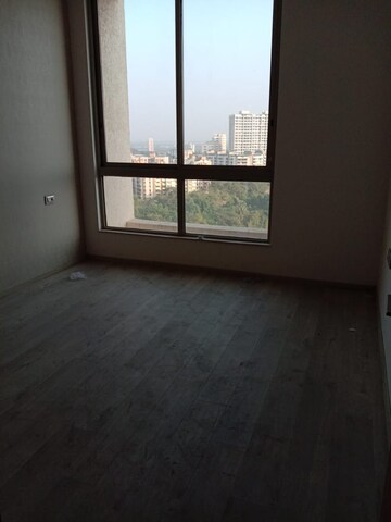 Room in 3 BHK Apartment at One Hiranandani Park, Ghodbunder Road – for Rent