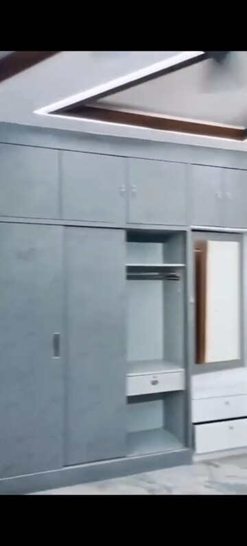 Furnished Amenities in 2 BHK Builder Floor at Vaishali Sector 2 – for Sale