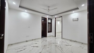 Room in 2 BHK Apartment at Saket – for Rent