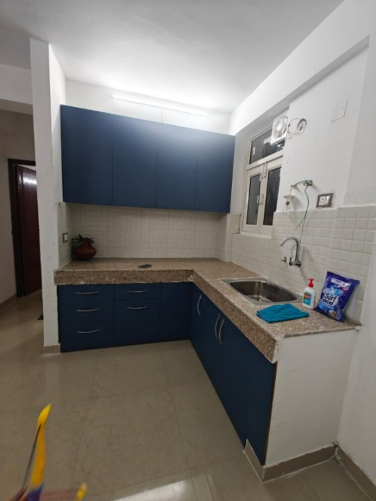 Kitchen, rof-amaltas 2.5 Bedroom 746 Sq.Ft. Apartment In Sector 92 Gurgaon 9729862