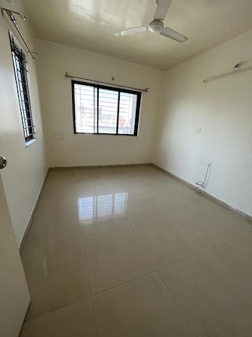 Room in 2 BHK Apartment at Lohia Odela, Bavdhan – for Sale