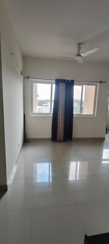 Room in 2 BHK Apartment at Bendre Nagar – for Rent