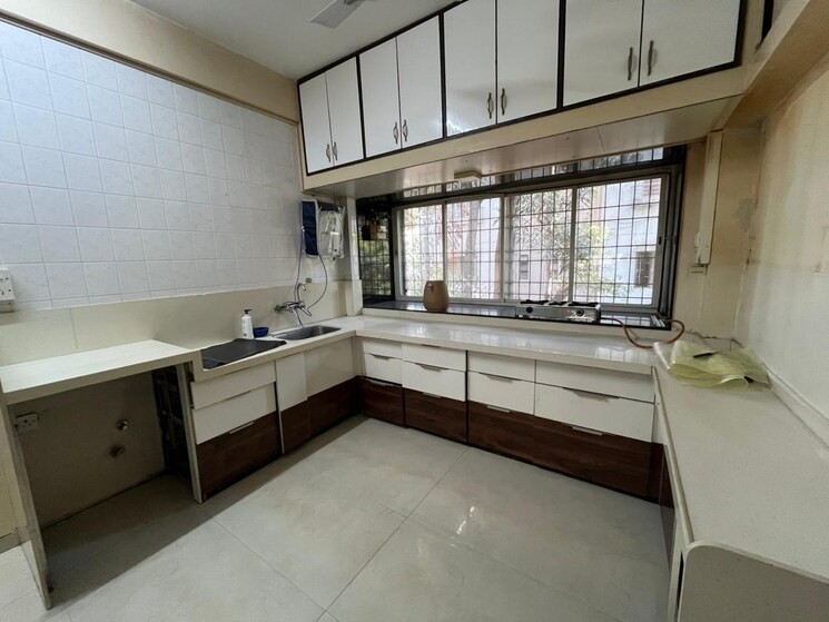 Kitchen, shivajinagar 4 Bedroom 2000 Sq.Ft. Apartment In Shivajinagar Pune 9729974