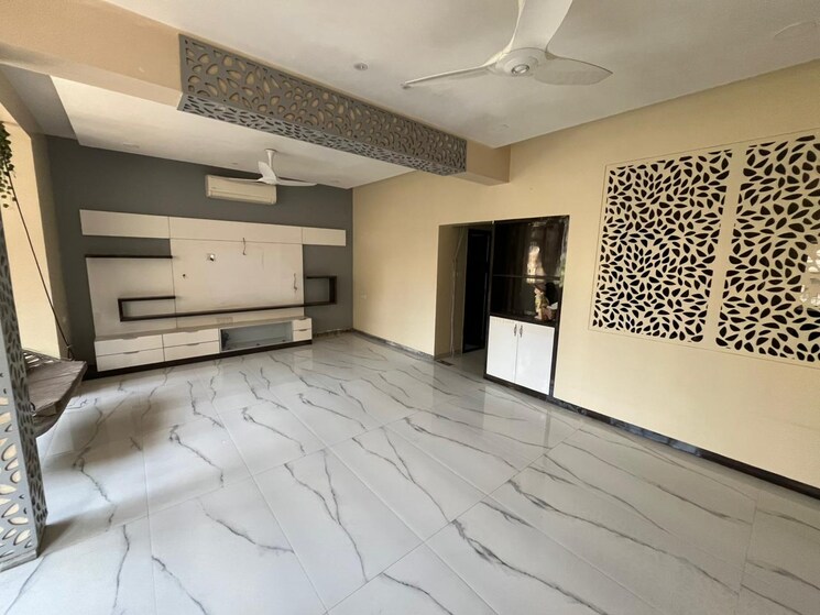 Cover Image, shivajinagar 4 Bedroom 2000 Sq.Ft. Apartment In Shivajinagar Pune 9729974