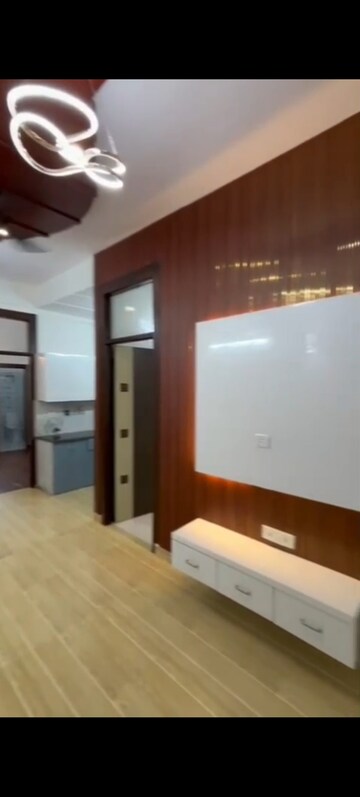 Room in 3 BHK Builder Floor at Vaishali Sector 4 – for Sale