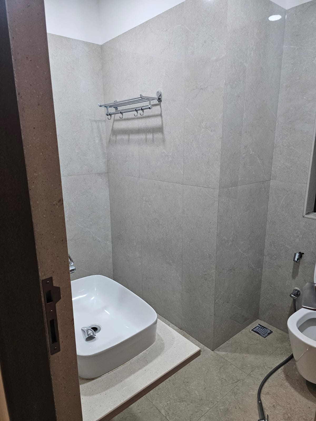 Bathroom, shree-krishna-devasya 2 Bedroom 1040 Sq.Ft. Apartment In Chembur Mumbai 9729981