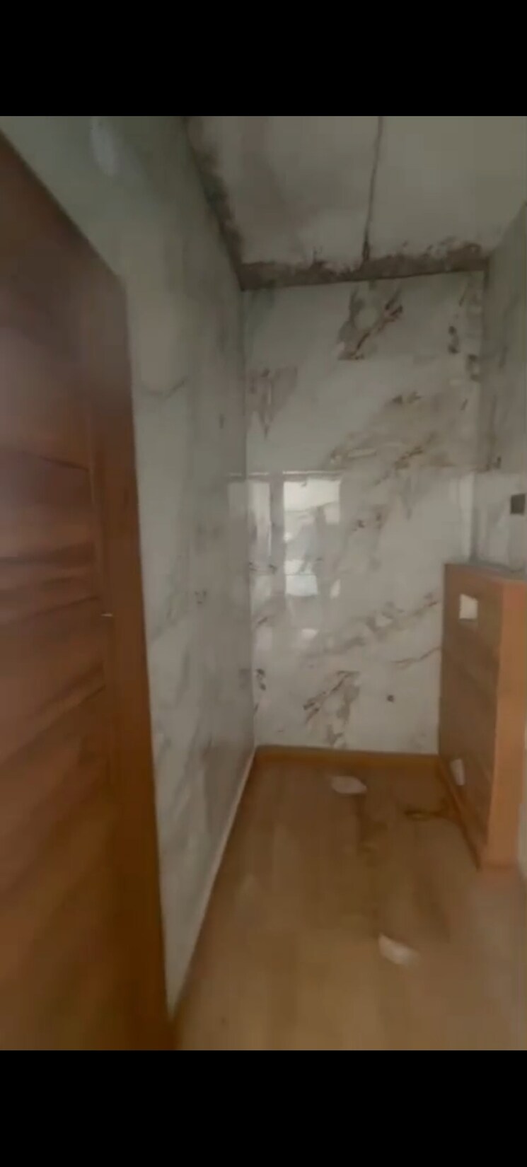 Bathroom, vaishali sector 6 3 Bedroom 1500 Sq.Ft. Builder Floor In Vaishali Sector 6 Ghaziabad 9729996