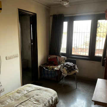 Living Room in 4 BHK Builder Floor at Vasant Vihar – for Rent