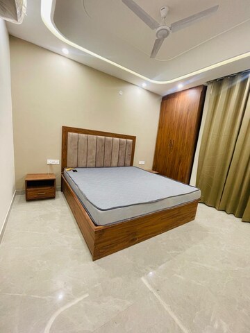 Bedroom in 1 BHK Builder Floor at Sector 39 – for Rent
