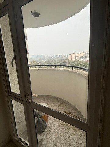 Balcony in 3 BHK Apartment at Unitech Ivory Towers, Sector 40 – for Rent