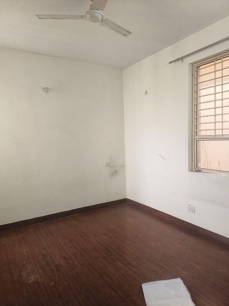 Room, gardenia-glory 3.5 Bedroom 1750 Sq.Ft. Apartment In Sector 46 Noida 9730089