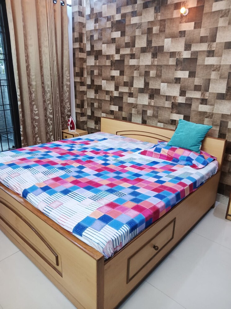 Cover Image, varun-enclave Studio 300 Sq.Ft. Apartment In Sector 28 Noida 9730097