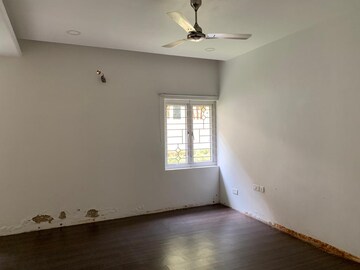 Room in 6 BHK Villa at The Retreat, Devanahalli – for Sale