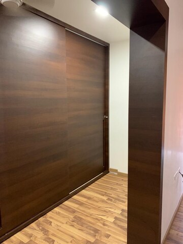 Room in 6 BHK Villa at The Retreat, Devanahalli – for Sale