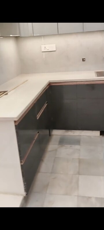 Kitchen in 2 BHK Builder Floor at Vaishali Sector 5 – for Sale