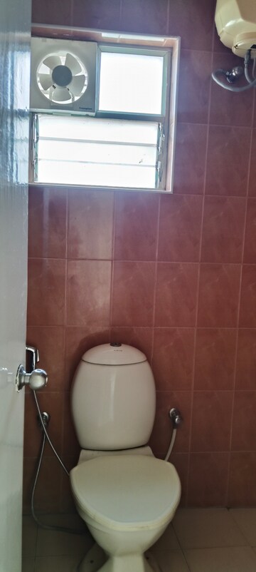 Bathroom in 3 BHK Apartment at Nagarjuna Green Ridge, Hsr Layout – for Rent