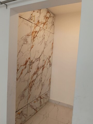 2 BHK Apartment For Rent in Godrej Woods, Sector 43