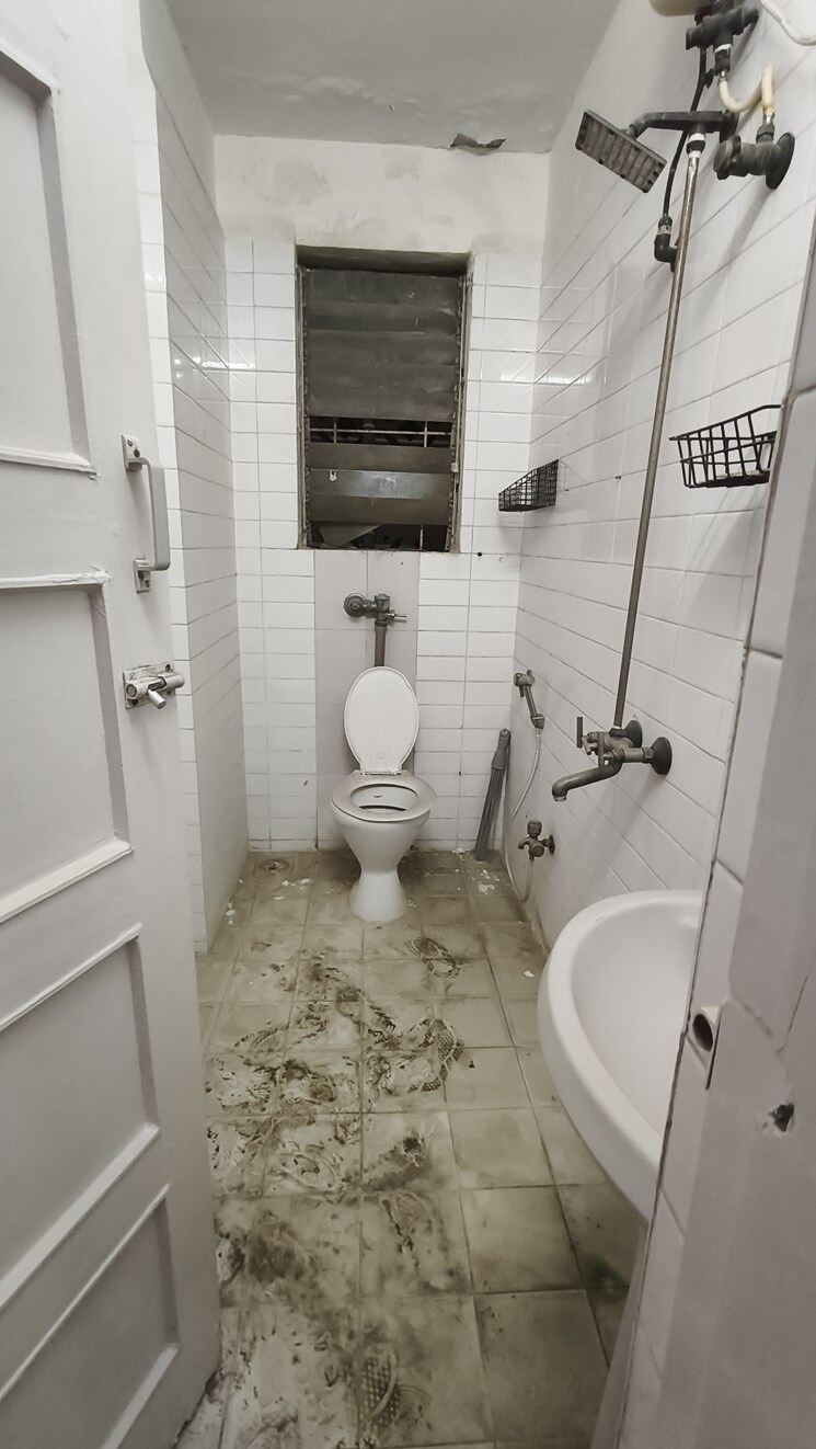 Master Bedroom, rizvi-heights 2 Bedroom 750 Sq.Ft. Apartment In Senapati Bapat Marg Mumbai 9730131