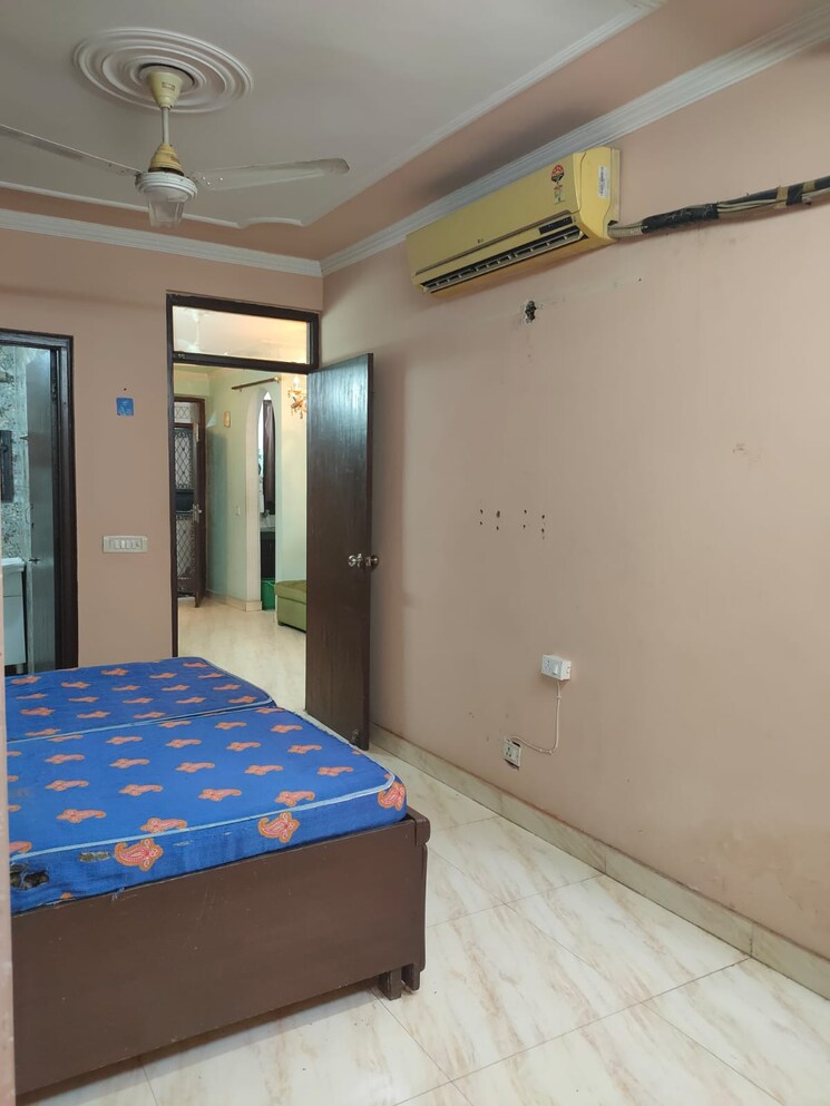 Bedroom, saket 3 Bedroom 1450 Sq.Ft. Builder Floor In Saket Delhi 9730191