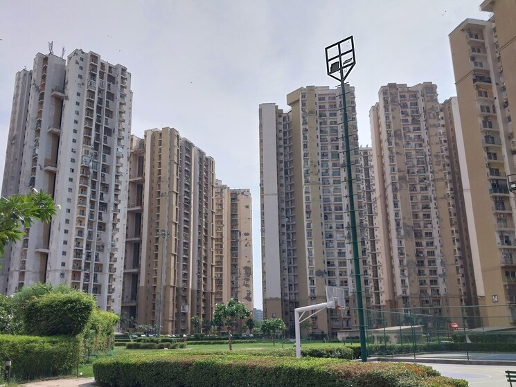 Exterior View, paras-tierea 3 Bedroom 1265 Sq.Ft. Apartment In Sector 137 Noida 9730227