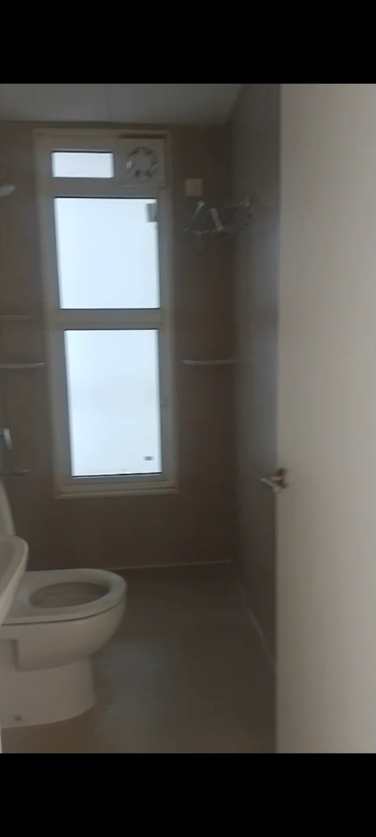 Room, tata-serein 3 Bedroom 1350 Sq.Ft. Apartment In Pokhran Road No Two Thane 9730245