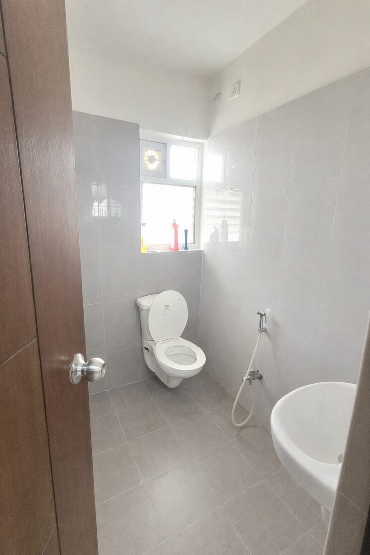 Bathroom, brc-sri-hemadurga-sivahills 3 Bedroom 1775 Sq.Ft. Apartment In Manikonda Hyderabad 9730231