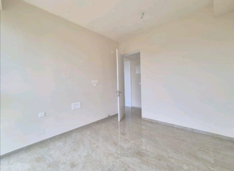 Room, tata-serein 3 Bedroom 943 Sq.Ft. Apartment In Pokhran Road No Two Thane 9730279